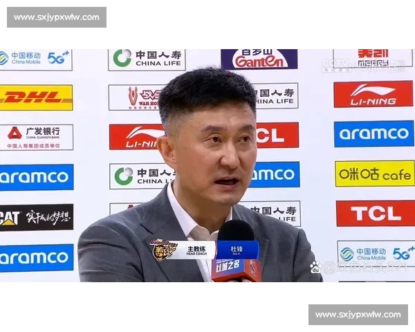 CBA广东队对决焦点战解析 球员状态战术变化全览